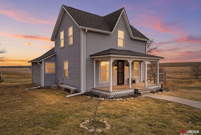 2745 O Street Road, Seward, NE 68434