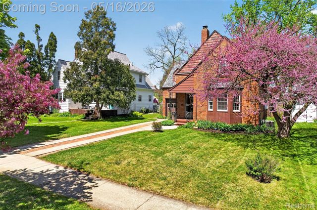 1817 Montclair Avenue, Flint, MI 48503