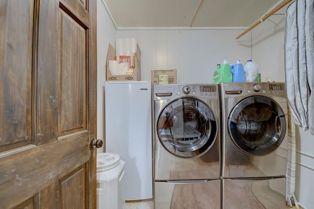 724 Georgia Street SE, Albuquerque, NM 87108