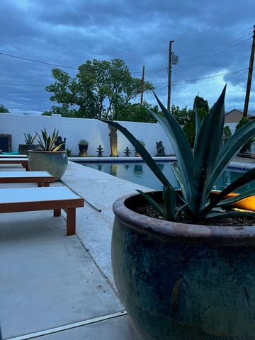 724 Georgia Street SE, Albuquerque, NM 87108