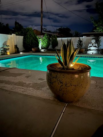 724 Georgia Street SE, Albuquerque, NM 87108