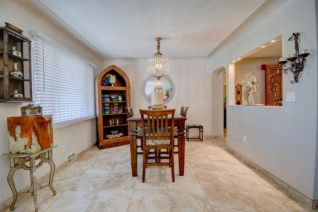 724 Georgia Street SE, Albuquerque, NM 87108