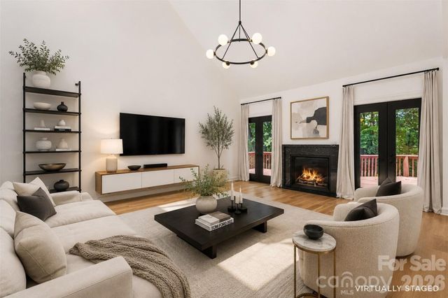 5123 Randolph Road, Charlotte, NC 28211