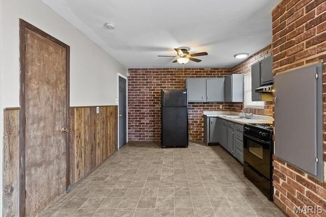 1155 Mullanphy Road, Florissant, MO 63031