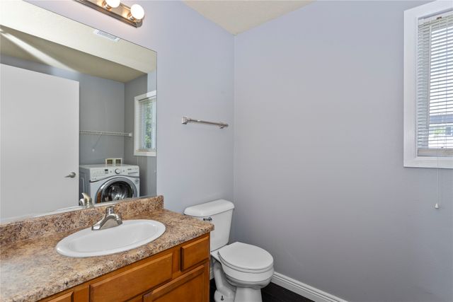 725 SE Ashton Court, Waukee, IA 50263