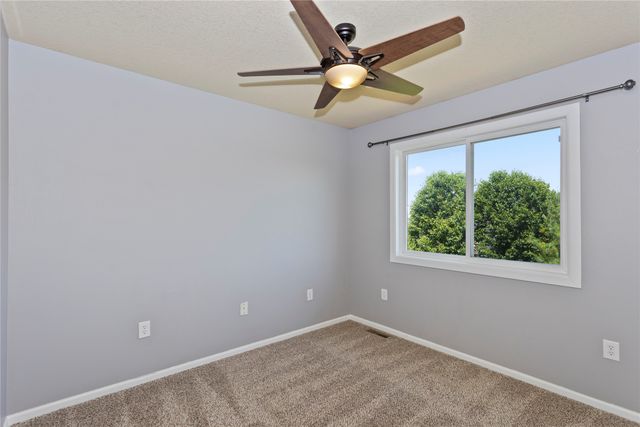 725 SE Ashton Court, Waukee, IA 50263
