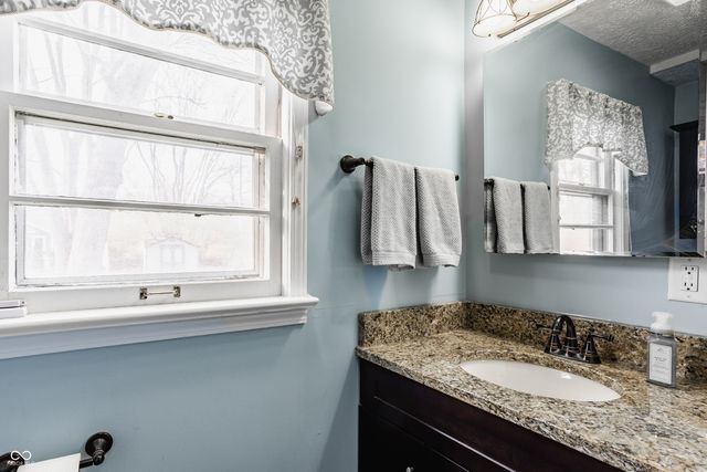 1317 Alimingo Drive, Indianapolis, IN 46260