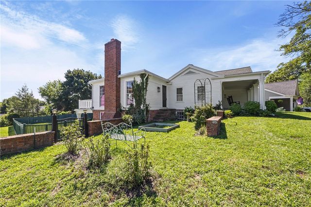 110 Hulburt Road, Perinton, NY 14450