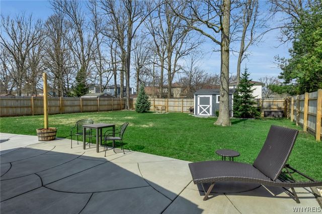 496 Meadow Drive, West Seneca, NY 14224