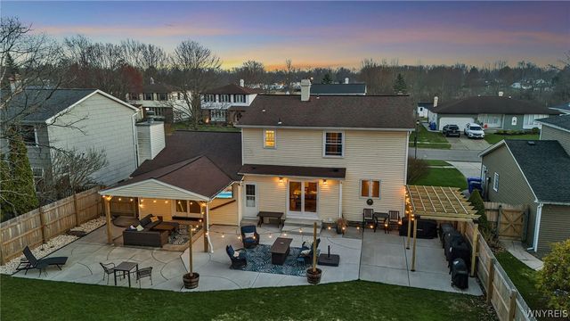 496 Meadow Drive, West Seneca, NY 14224