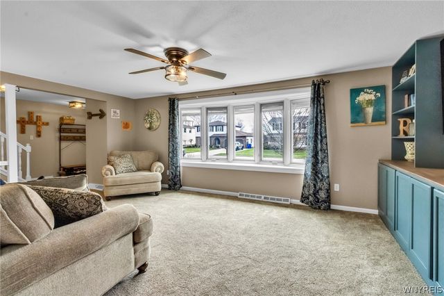 496 Meadow Drive, West Seneca, NY 14224