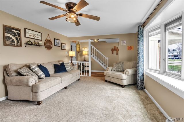 496 Meadow Drive, West Seneca, NY 14224