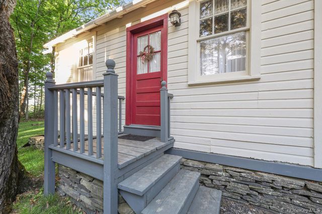 120 State Route 208, New Paltz, NY 12561