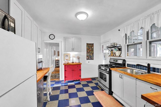 120 State Route 208, New Paltz, NY 12561
