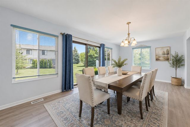 22559 Cranbrooke Drive, Novi, MI 48375