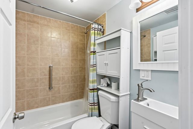 327 S Richmond Street, Chicago, IL 60612