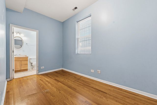 327 S Richmond Street, Chicago, IL 60612