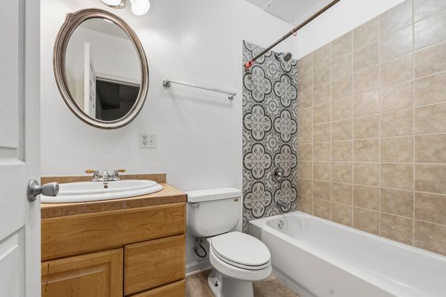 327 S Richmond Street, Chicago, IL 60612