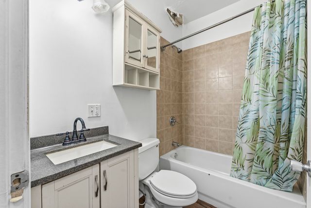 327 S Richmond Street, Chicago, IL 60612