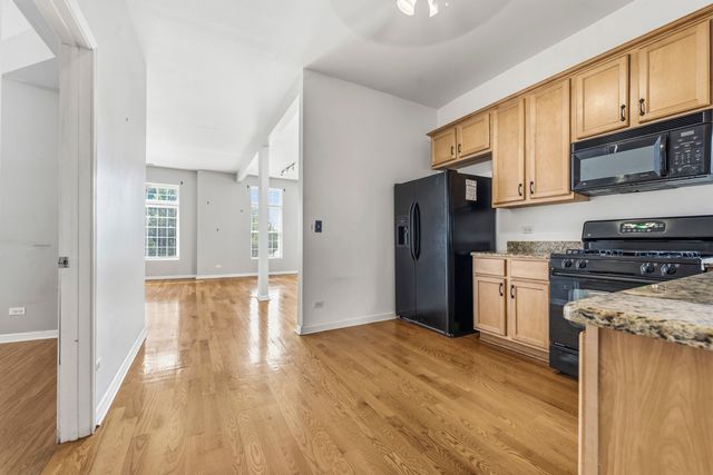 327 S Richmond Street, Chicago, IL 60612