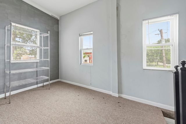 327 S Richmond Street, Chicago, IL 60612