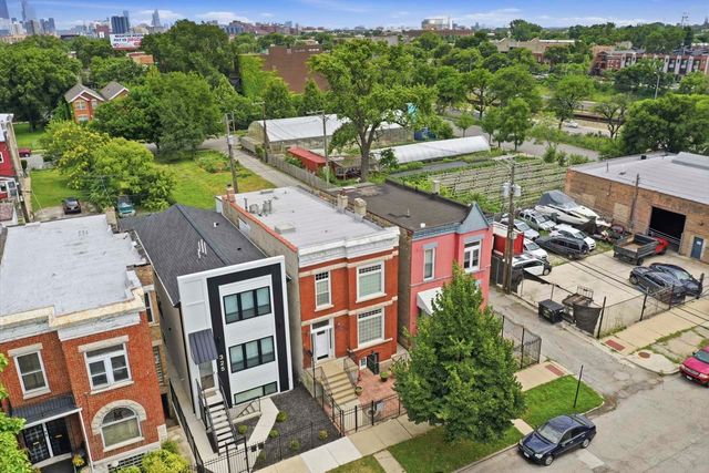 327 S Richmond Street, Chicago, IL 60612