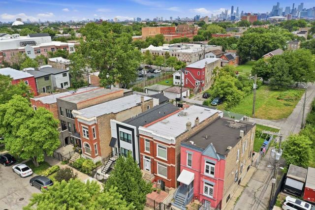 327 S Richmond Street, Chicago, IL 60612