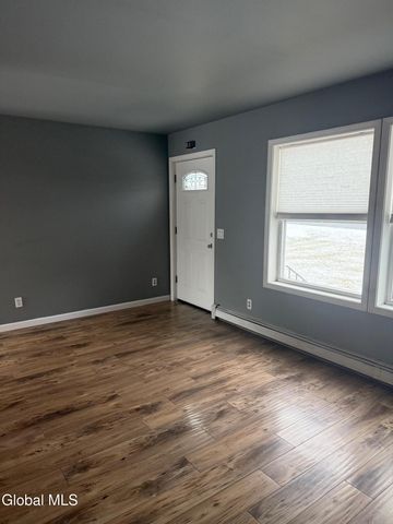 12 Clover Avenue, East Greenbush, NY 12061