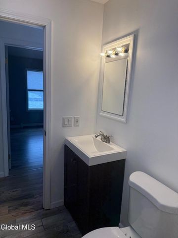 12 Clover Avenue, East Greenbush, NY 12061