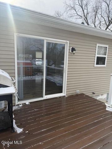 12 Clover Avenue, East Greenbush, NY 12061