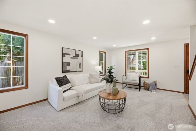 15104 46th Place W, Lynnwood, WA 98087