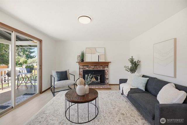15104 46th Place W, Lynnwood, WA 98087