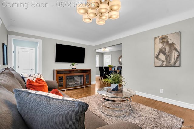 1307 Englewood Avenue, Royal Oak, MI 48073