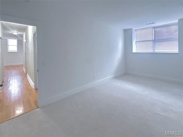 5630 Pershing Avenue 10, St Louis, MO 63112
