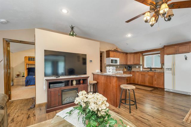 19 Gile Pond Road, Franklin, NH 03235