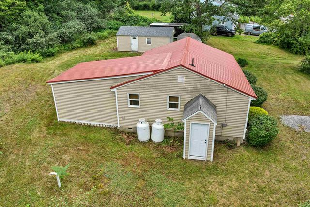 19 Gile Pond Road, Franklin, NH 03235