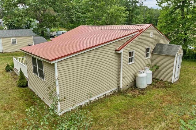 19 Gile Pond Road, Franklin, NH 03235