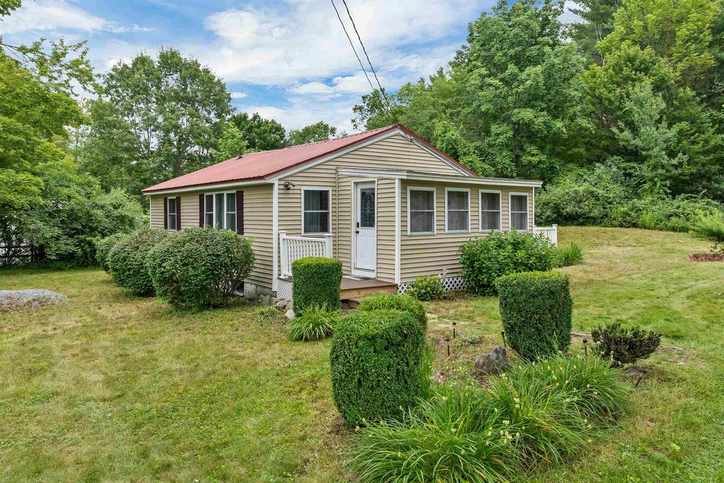 19 Gile Pond Road, Franklin, NH 03235