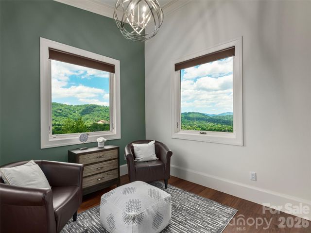95 Horizon Hill Road, Asheville, NC 28804