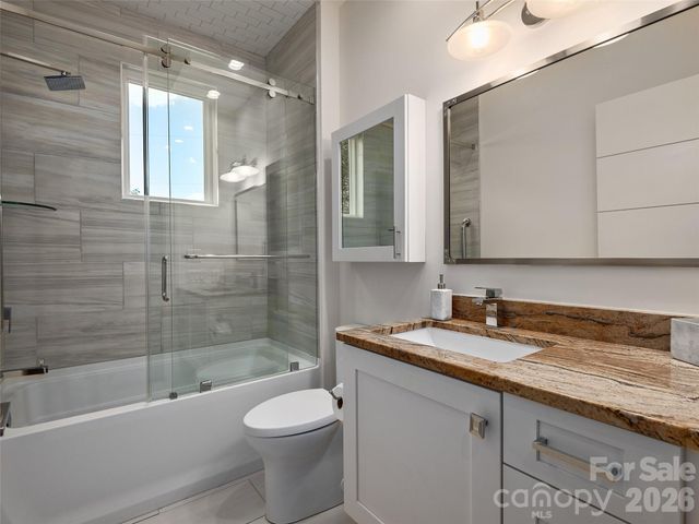 95 Horizon Hill Road, Asheville, NC 28804