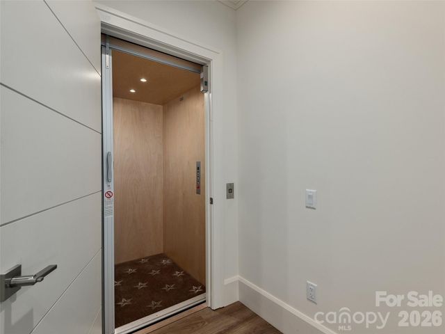 95 Horizon Hill Road, Asheville, NC 28804