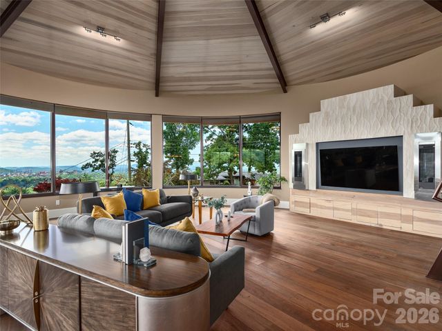 95 Horizon Hill Road, Asheville, NC 28804
