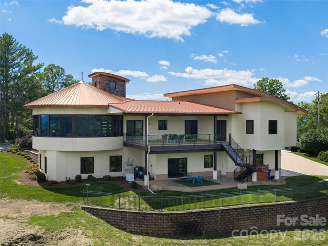 95 Horizon Hill Road, Asheville, NC 28804