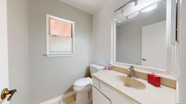 7130 QUIET RIDGE WALK, San Antonio, TX 78250