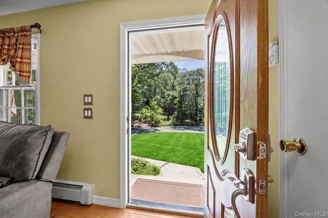 37 Black Locust Avenue, East Setauket, NY 11733