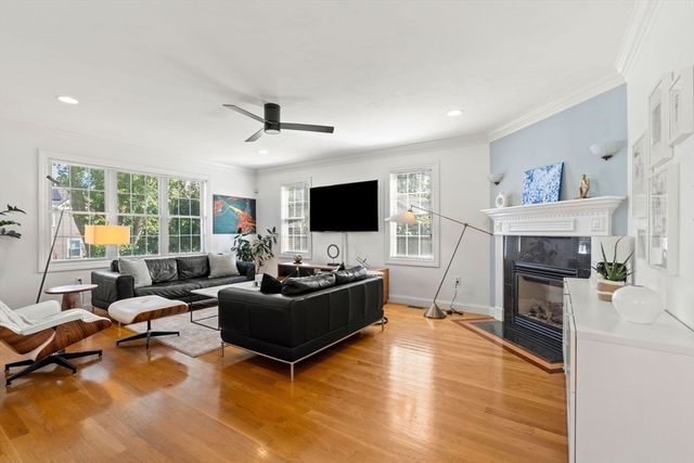27 Hillock St, Boston, MA 02131