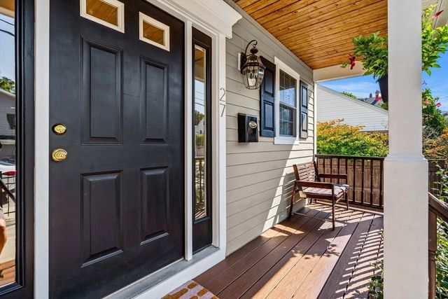 27 Hillock St, Boston, MA 02131