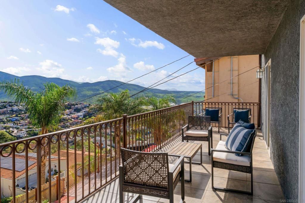 Image 11 of property listing at 1626 La Presa Ave, Spring Valley, CA 91977