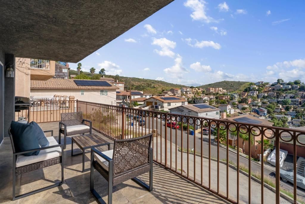 Image 13 of property listing at 1626 La Presa Ave, Spring Valley, CA 91977