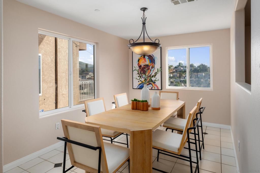 Image 18 of property listing at 1626 La Presa Ave, Spring Valley, CA 91977